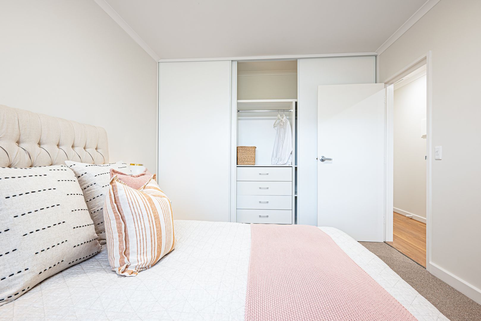 Are You Aged 65 Years Or Older And No Longer Working Fulltime?  Easy Living Awaits at Kensington Gardens