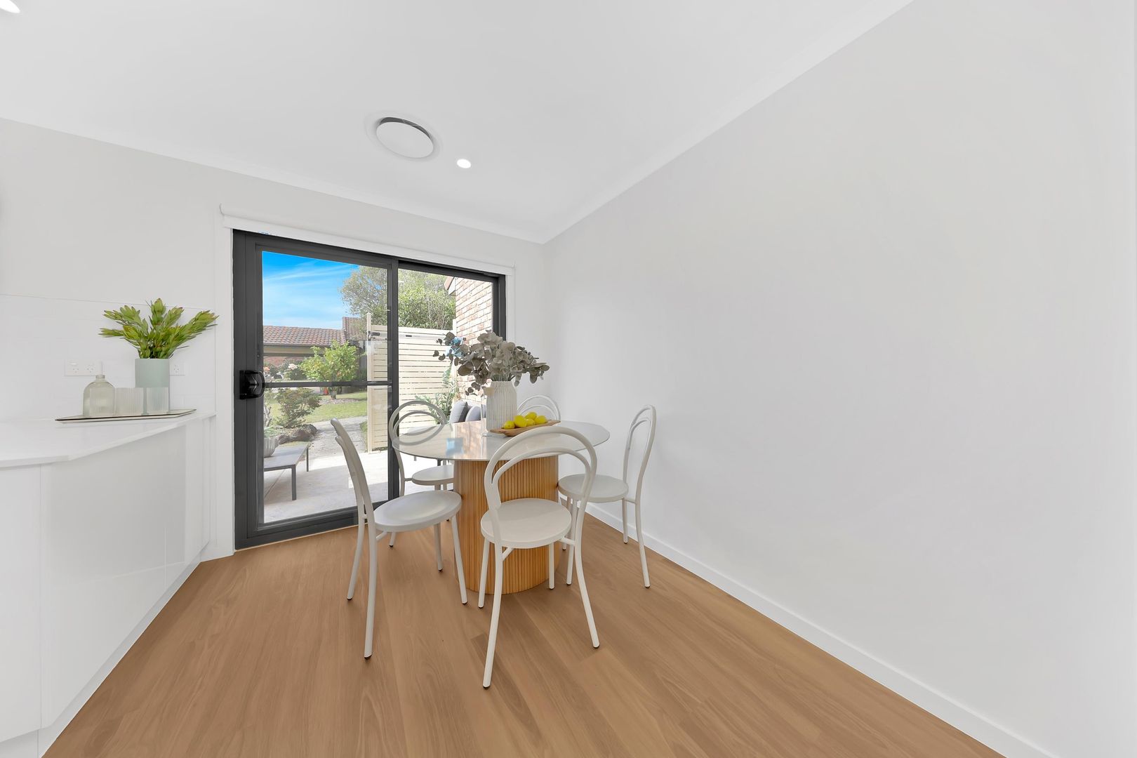 108/564 Burwood Highway