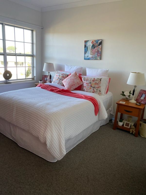 SPACIOUS & DELIGHTFUL ROOM AVAILABLE IN A TRADITIONAL STYLE HOME ON BUDERIM ON 4TH SEPTEMBER.