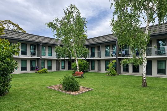 Village Glen Apartments - Mornington Peninsula