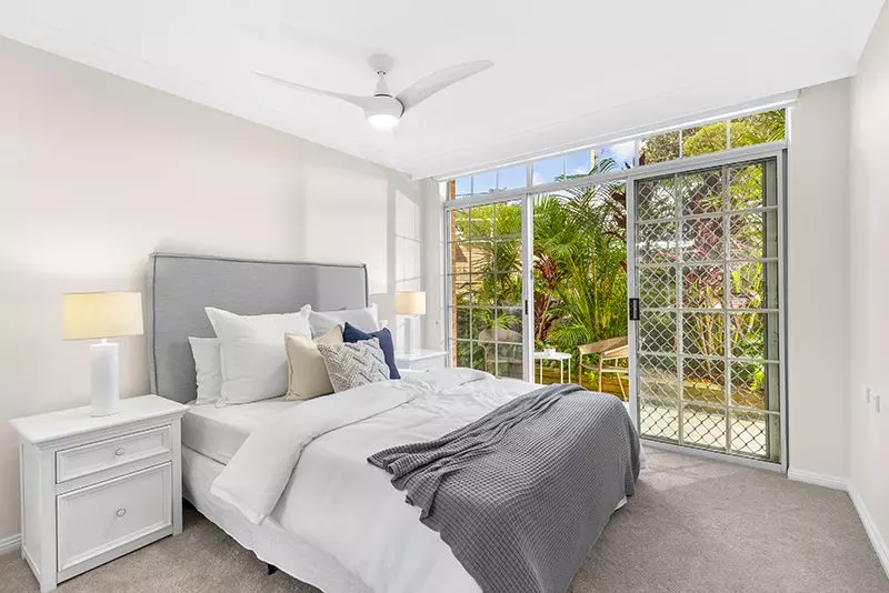 Ideally located, stylish ground floor unit near the Clubhouse.