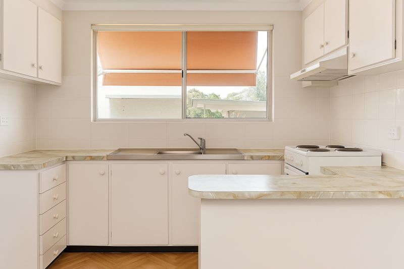 Lime Tree Village - Site 20