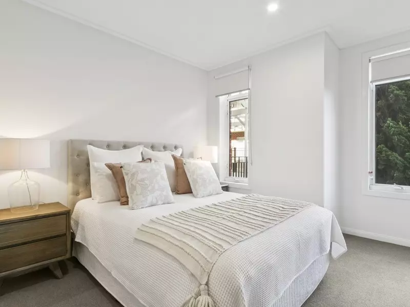 Terrace-Style Living with Sunlit Spaces in Brighton