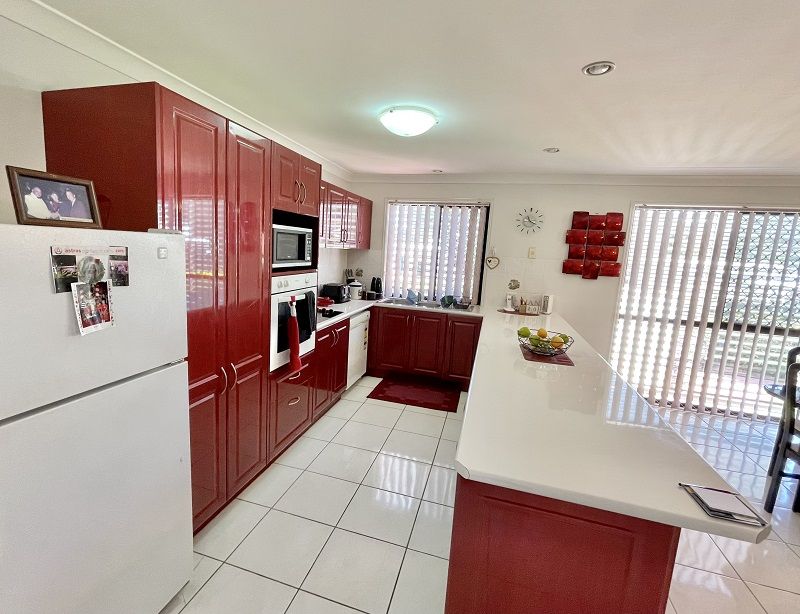 Introducing an Exquisite 3 Bedroom Home - GREENBANK GARDENS