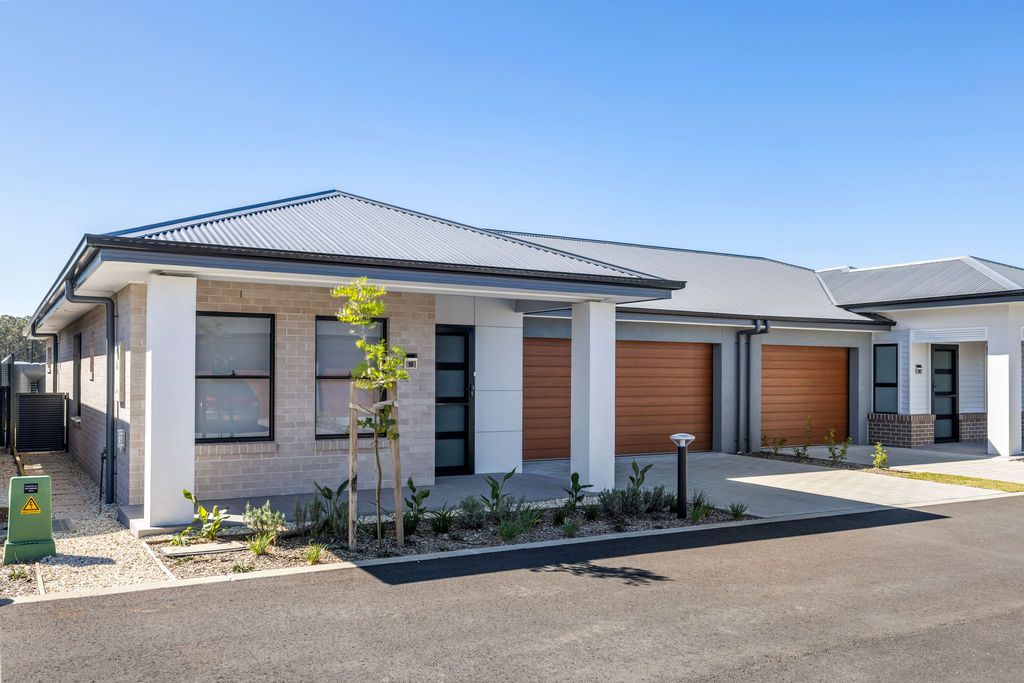 The Nelson - A brand new 3 bedroom, 2 bathroom home design in the thriving retirement community of Blueheath.