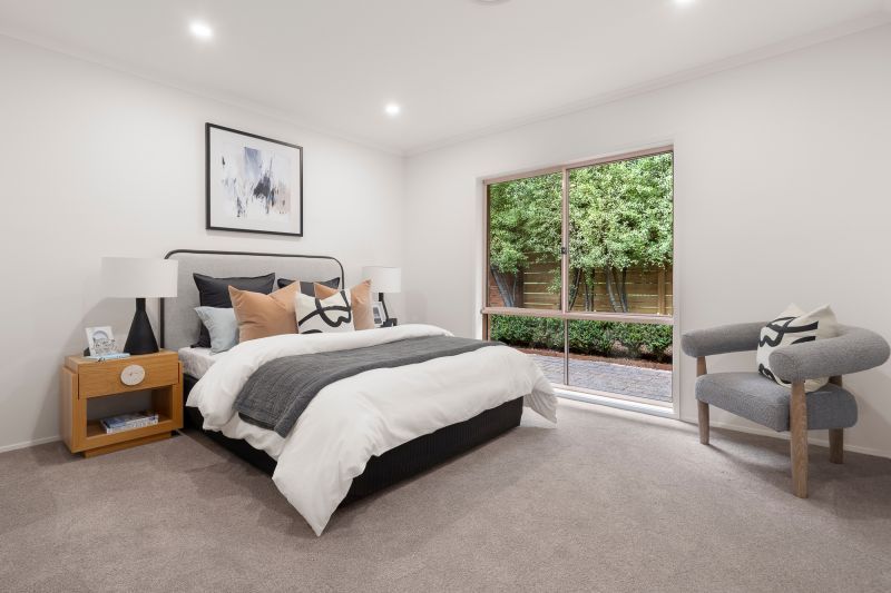 Beautifully refurbished two-bedroom plus study