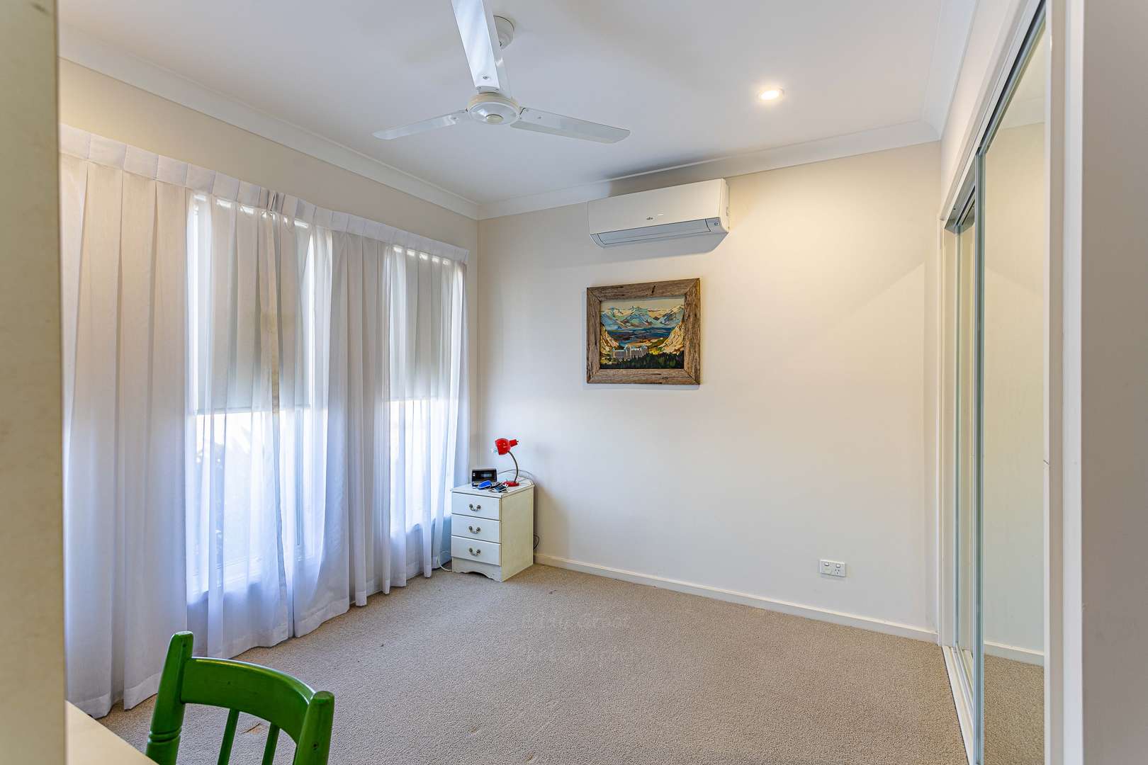 Palm Lake Resort Fern Bay - Close to all amenities