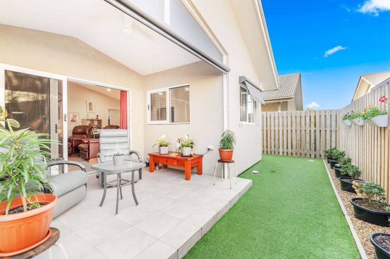 Spacious Home, Bushland Views