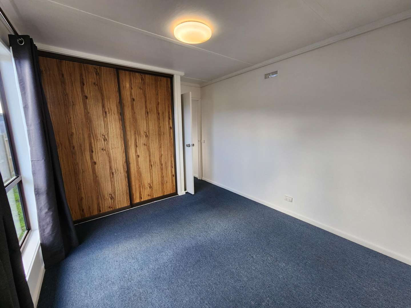 Portland Tourist Park - Pre Loved Home