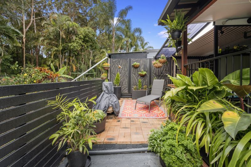 Stunning, Private Haven - Beautifully Renovated Interior