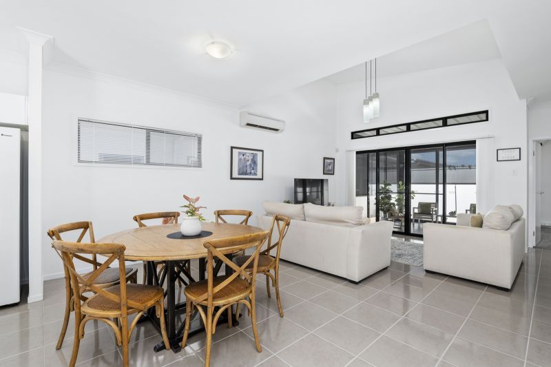 Stunning Alfresco - Modern Two Bedroom Home