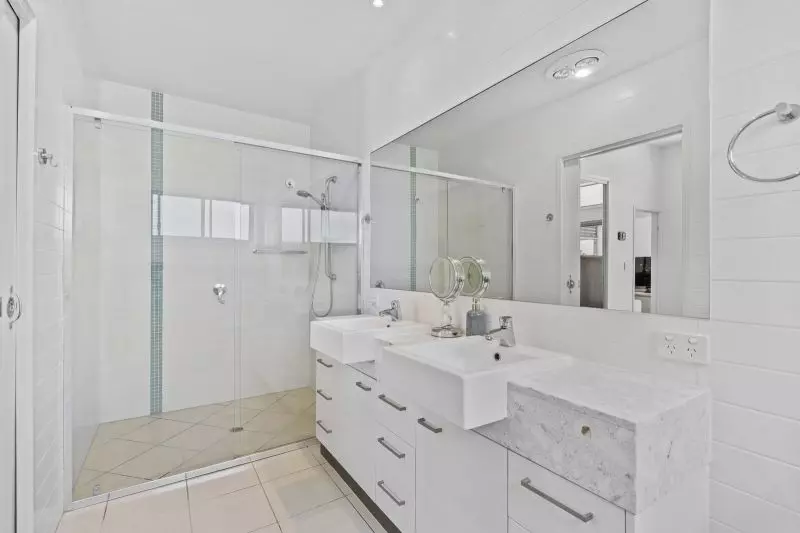 Site 163 - Established Atoll