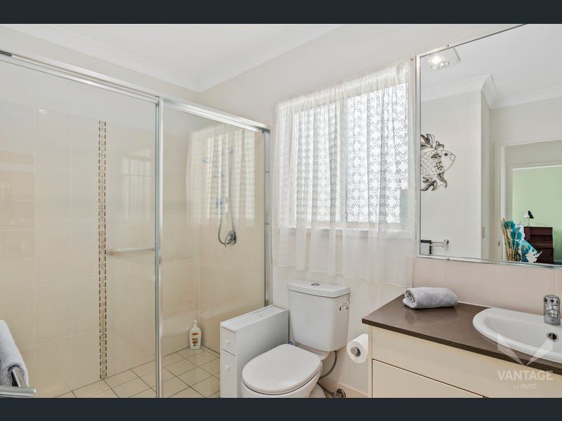 Spacious, Stylish & Perfectly Positioned in Vantage Eagleby Pines