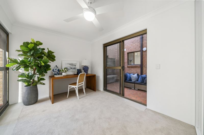 Refurbished large 2-bedroom unit with 4 outdoor spaces