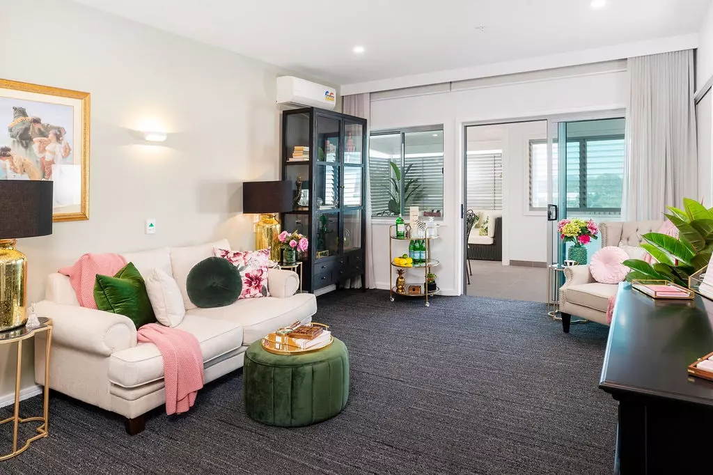 Superior Single Suite with Private Ensuite