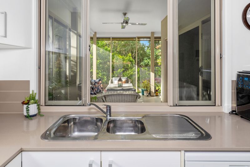 Natural Bushland Retreat- Luxury 3 bedroom Home with Study