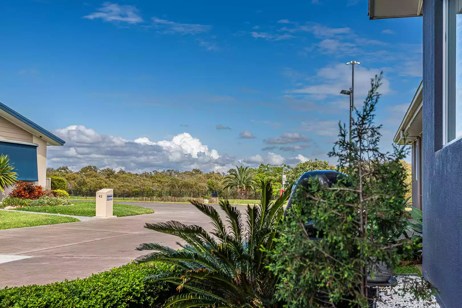 Palm Lake Resort Fern Bay - Immaculately presented