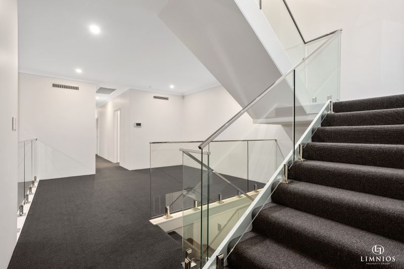 Seaside Living At It's Best!