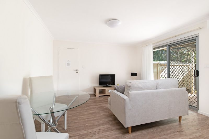 Live in this lovely unit while accessing the level of support you need when you need it!