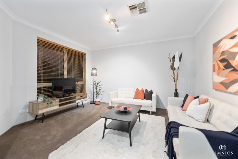 Stylish and Spacious Family Home on a big Land!