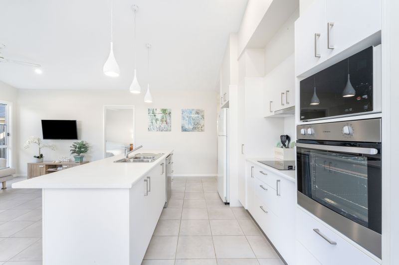 Simplicity & Style – Elegant Two-Bedroom Home with Study