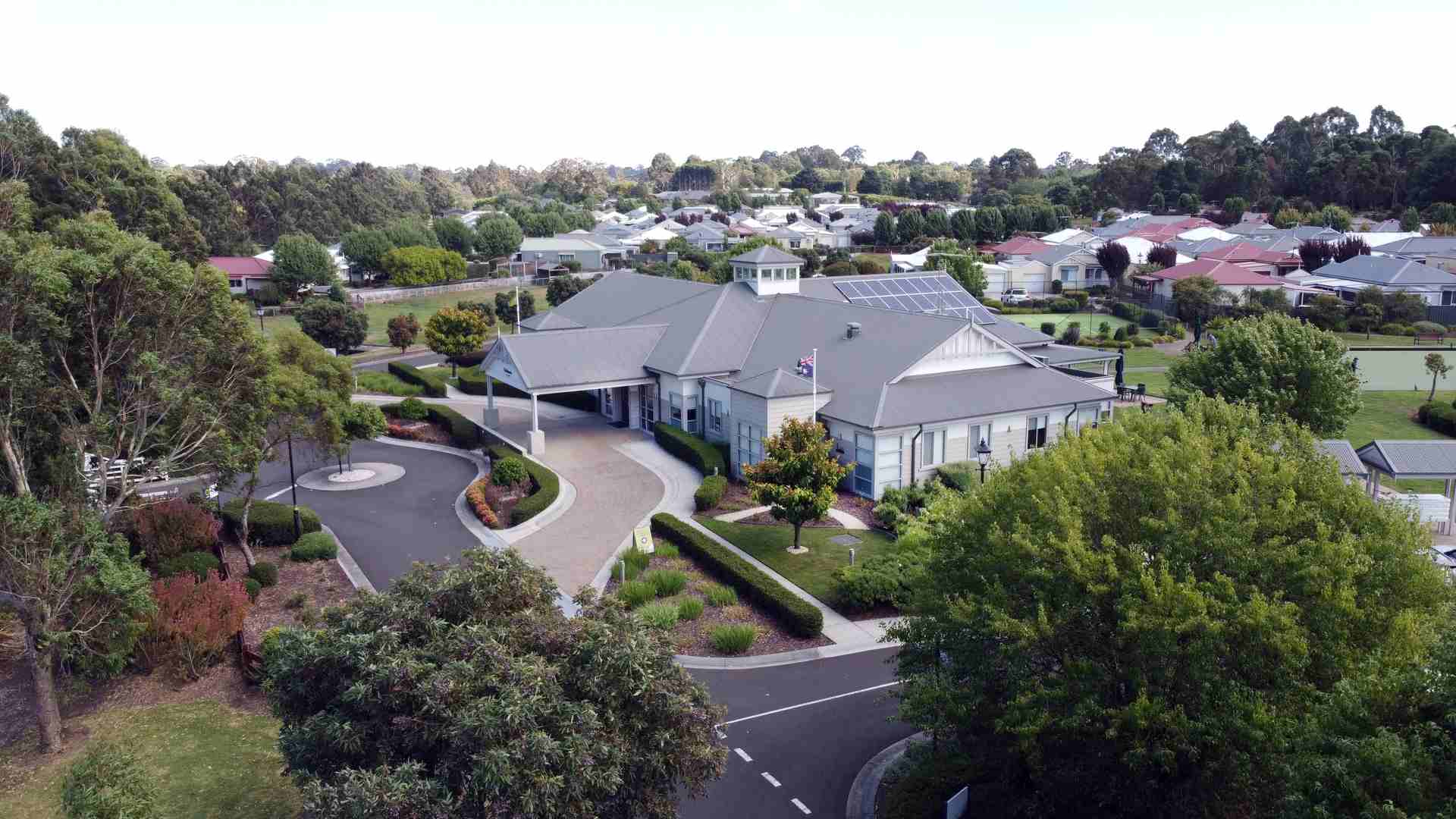 Lifestyle Warragul - Timeless country meets cosmopolitan living.