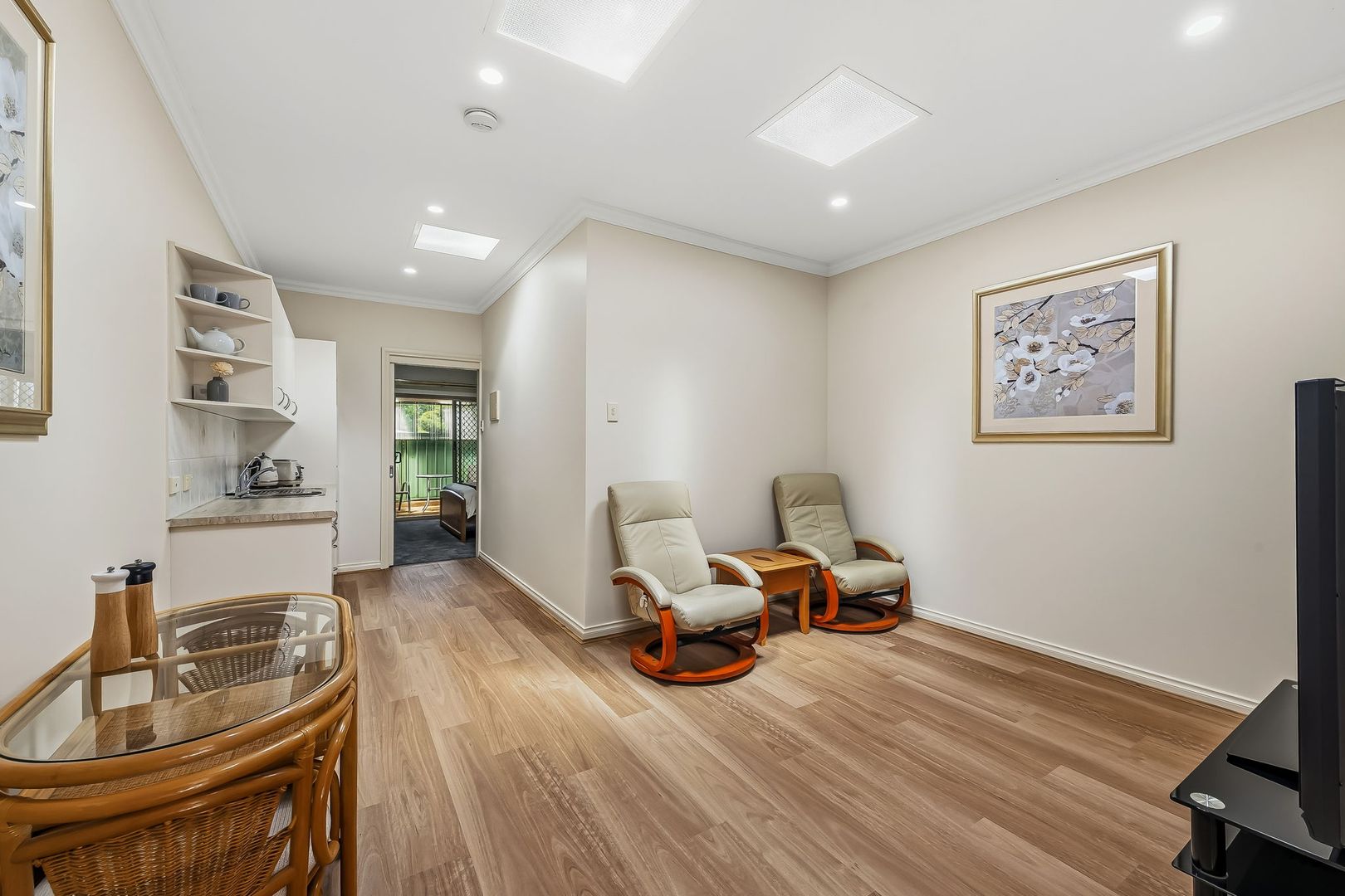 Comfortable, Low-Maintenance Living in Balmoral Retirement Village.