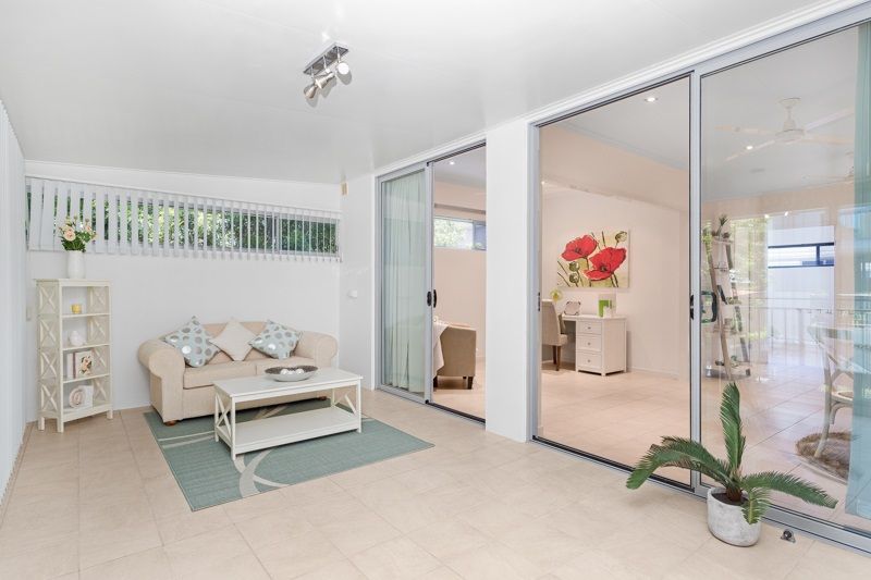 Large Refurbished One Bedroom Plus Multi Purpose Room Apartment