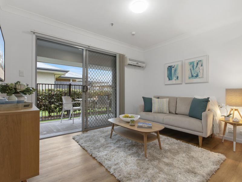 Inviting, well-presented 1-bedroom home with minimal upkeep
