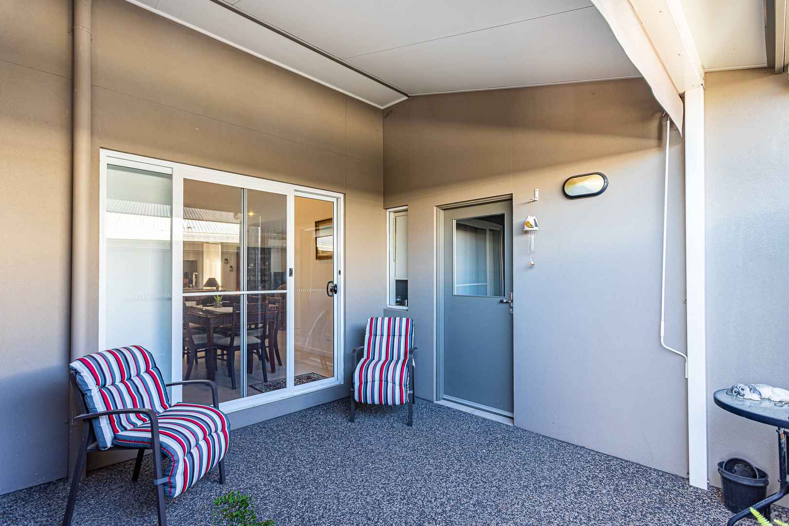 Palm Lake Resort Fern Bay - Close to all amenities