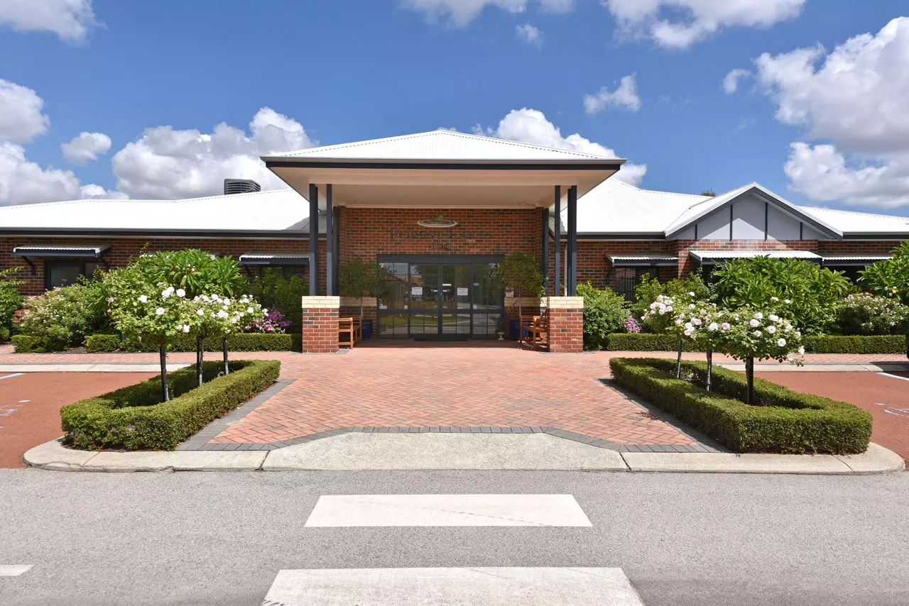 Forest Lakes Village