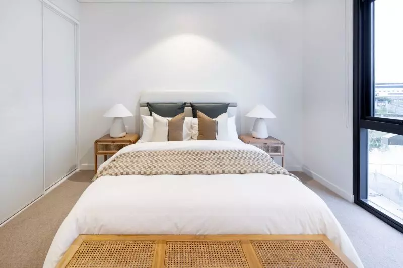 Spacious, inviting 2-bedroom apartment with private balcony