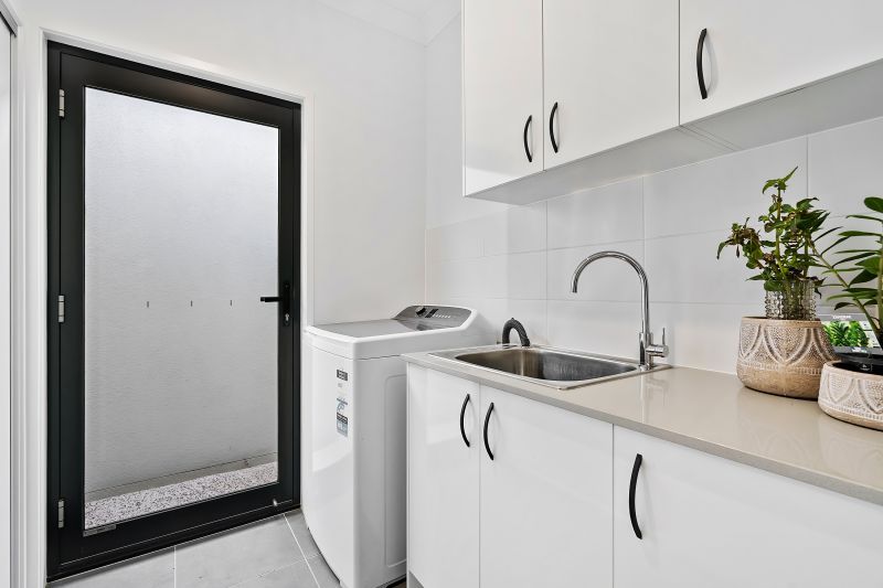 Site 108 - Established Avoca