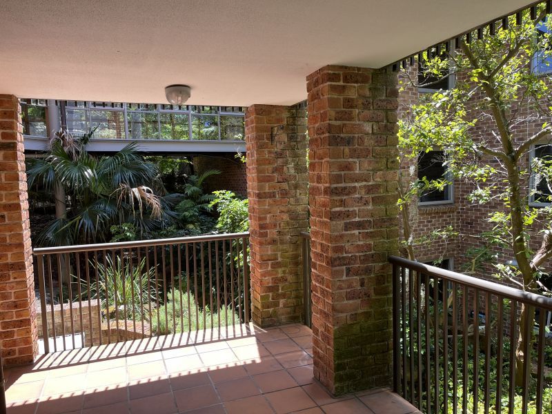 Spacious apartment with Balcony, Lift Access & Serene Views