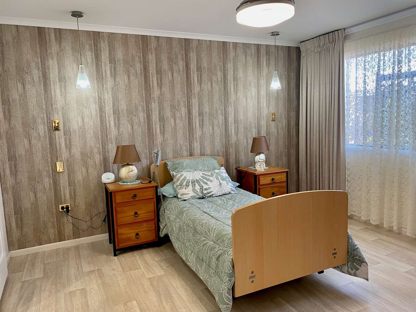 STYLISH SPACIOUS HOME – GREAT FOR THE ENTERTAINER