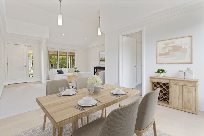 Airy, Light-Filled Villa with Private Courtyard