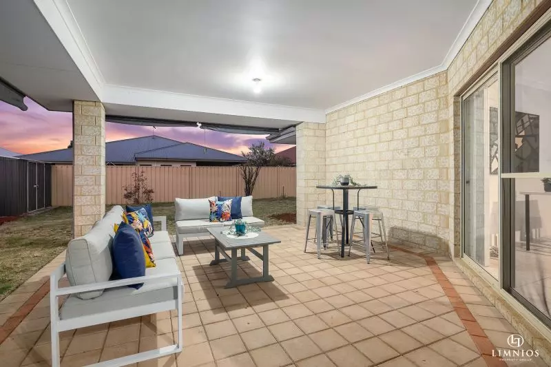 Stylish and Spacious Family Home on a big Land!