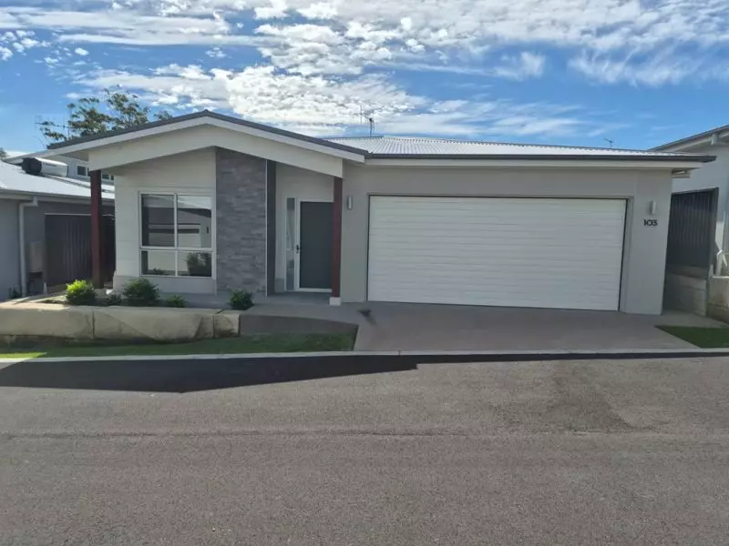 Find sanctuary between the country & the sea