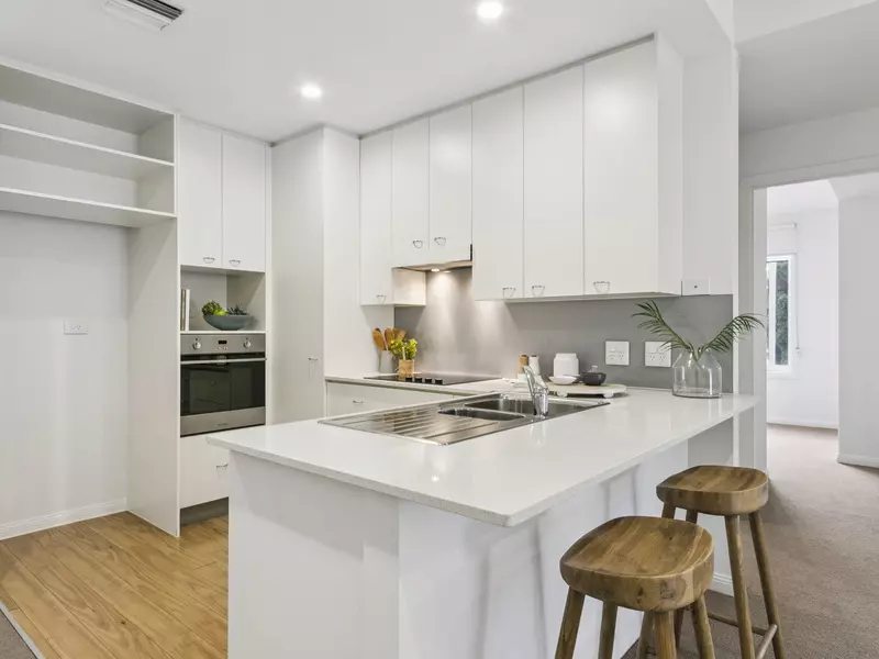 Terrace-Style Living with Sunlit Spaces in Brighton