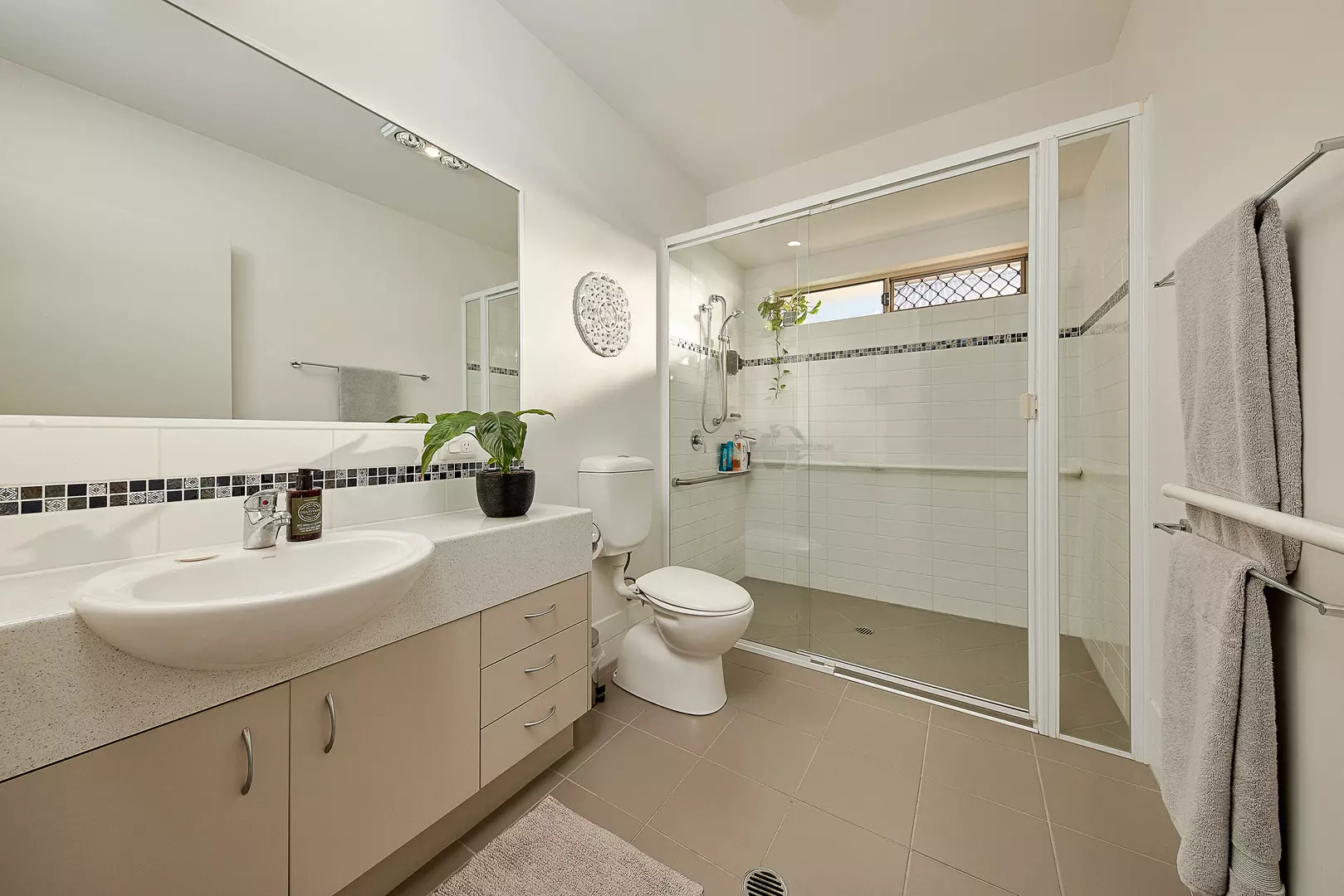 Churches of Christ - Sanctuary Park Retirement Community