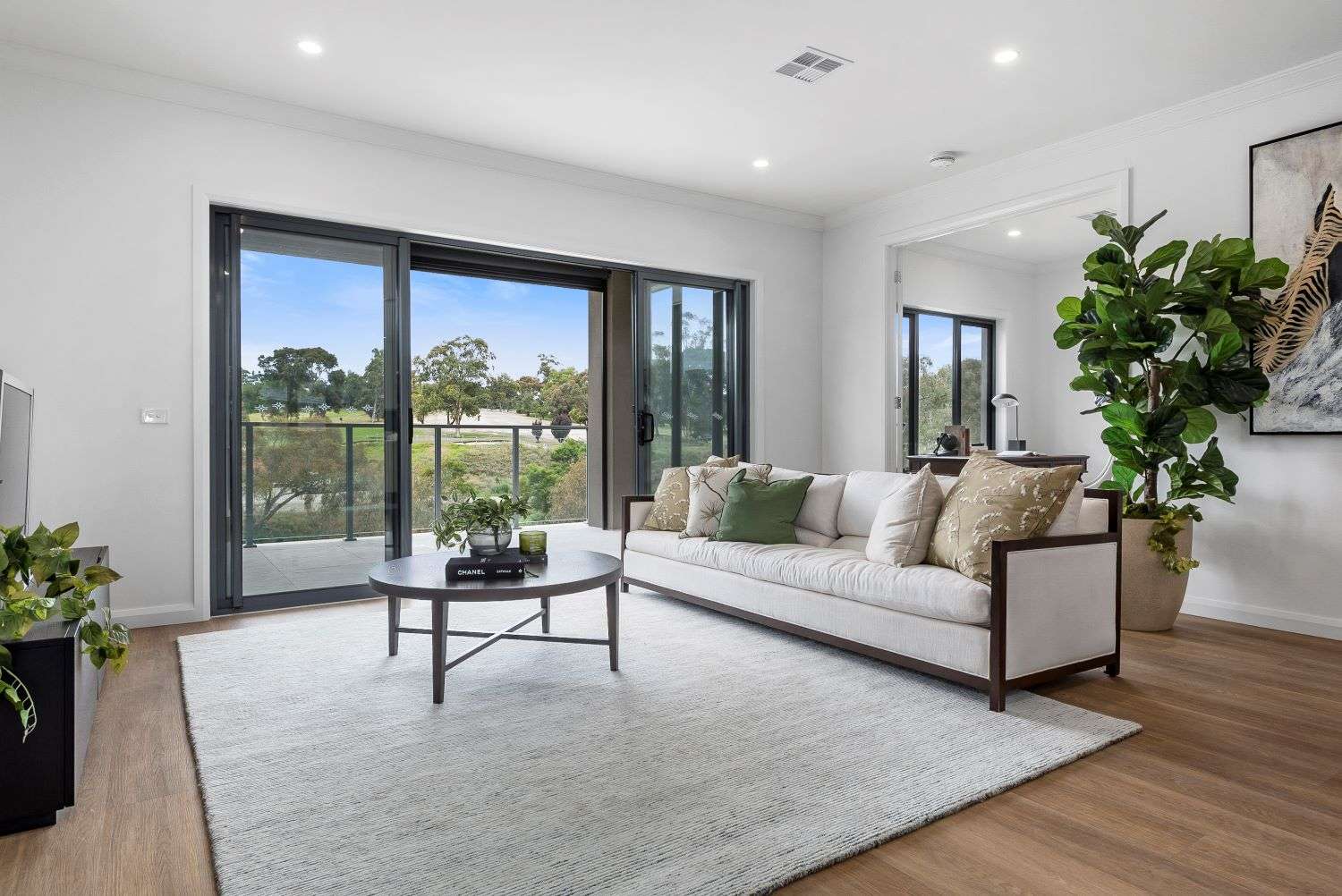 Your Dream Oasis Awaits!