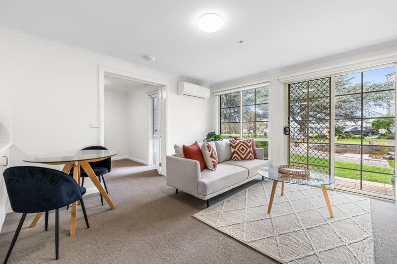 Modern Style Apartment with Serene Balcony Outlook