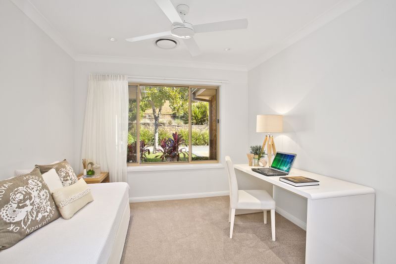 Live your retirement dream in this modern and spacious villa.