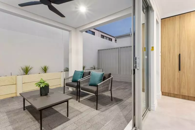 Brand New Luxury Villa!