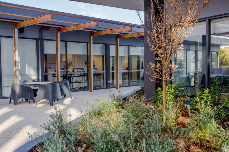 Effortless Retirement Living in a Modern 3-Bed Apartment
