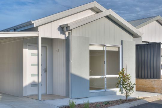 2-bedroom home - Riley Design