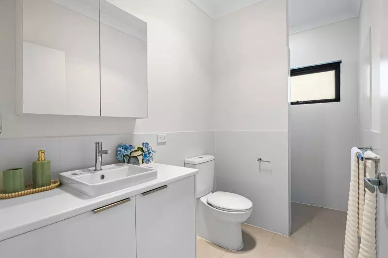 Modern 3 Bedroom Home with Double Carport