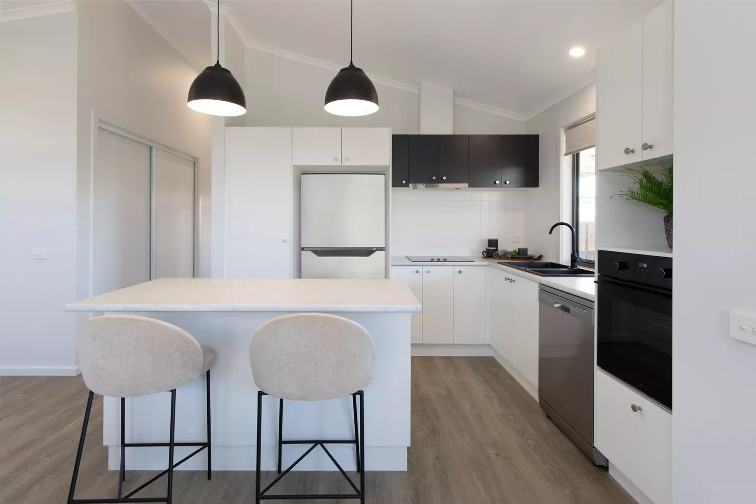 Contemporary Style, Easy Everyday Living