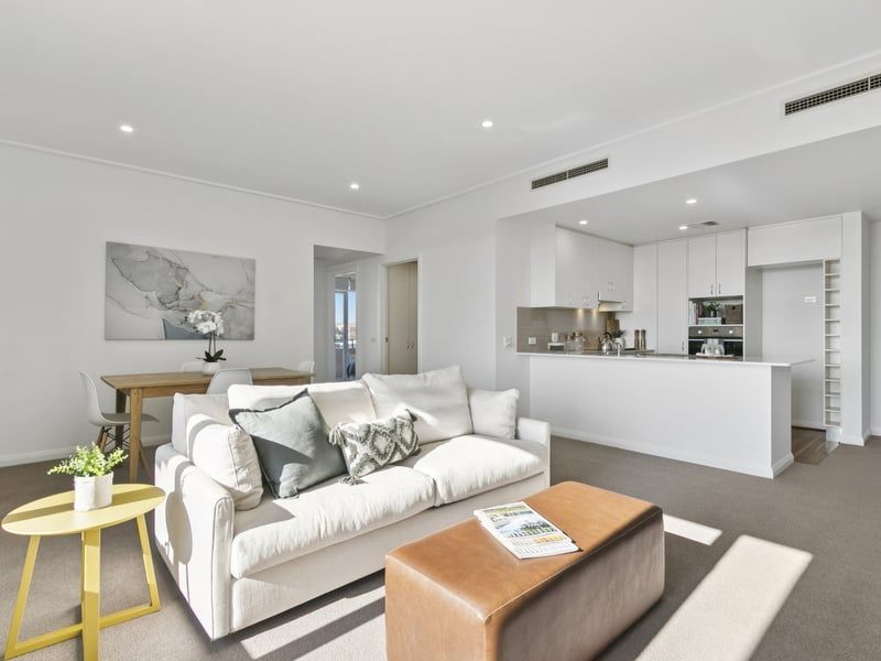 Bright Corner Apartment with City Views