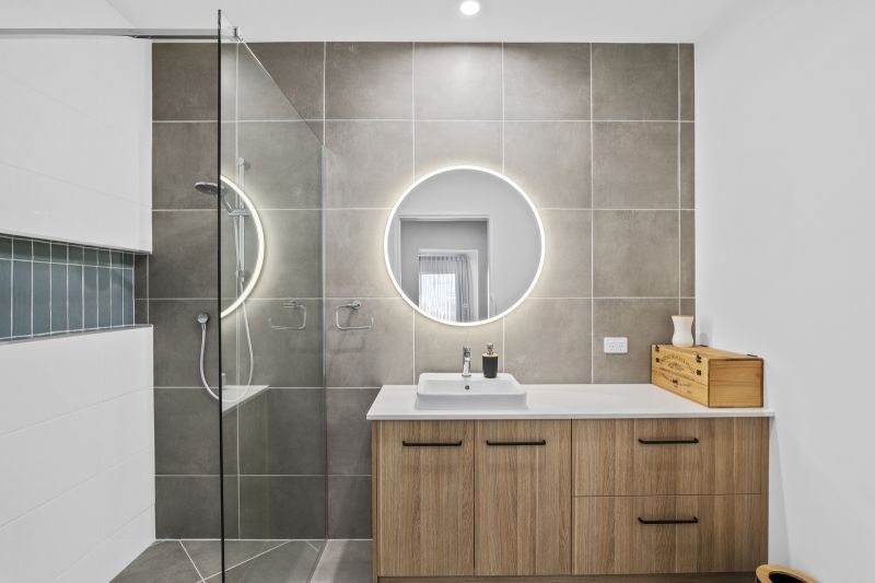 Site 89 - Established Charlwood H1